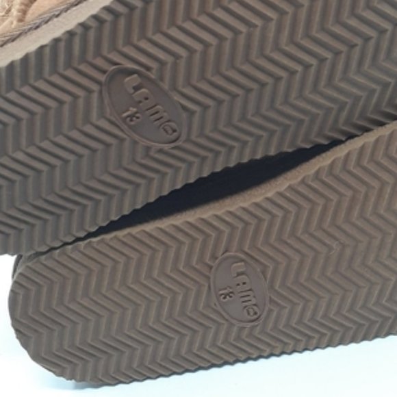 LAMO Youth Chestnut Brown Toggle Boots - Picture 6 of 9